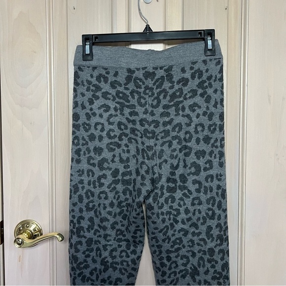 Heartloom Iris leopard animal cheetah print joggers sweatpants 9593 - Picture 6 of 12